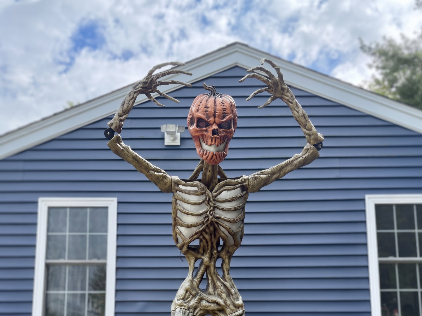 12 foot Home Depot Inferno Pumpkin & Deadwood Poselbows, Posable Elbows with Stainless hardware.